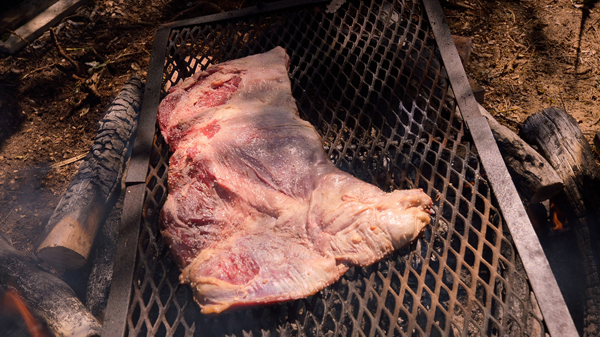 Vacio flank steak grilling