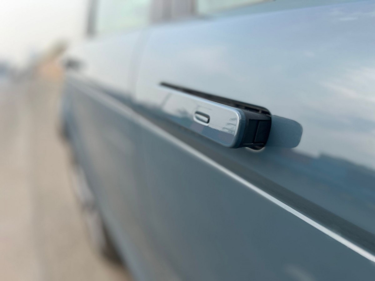 China Bans Hidden Car Door Handles Popularized by Tesla
