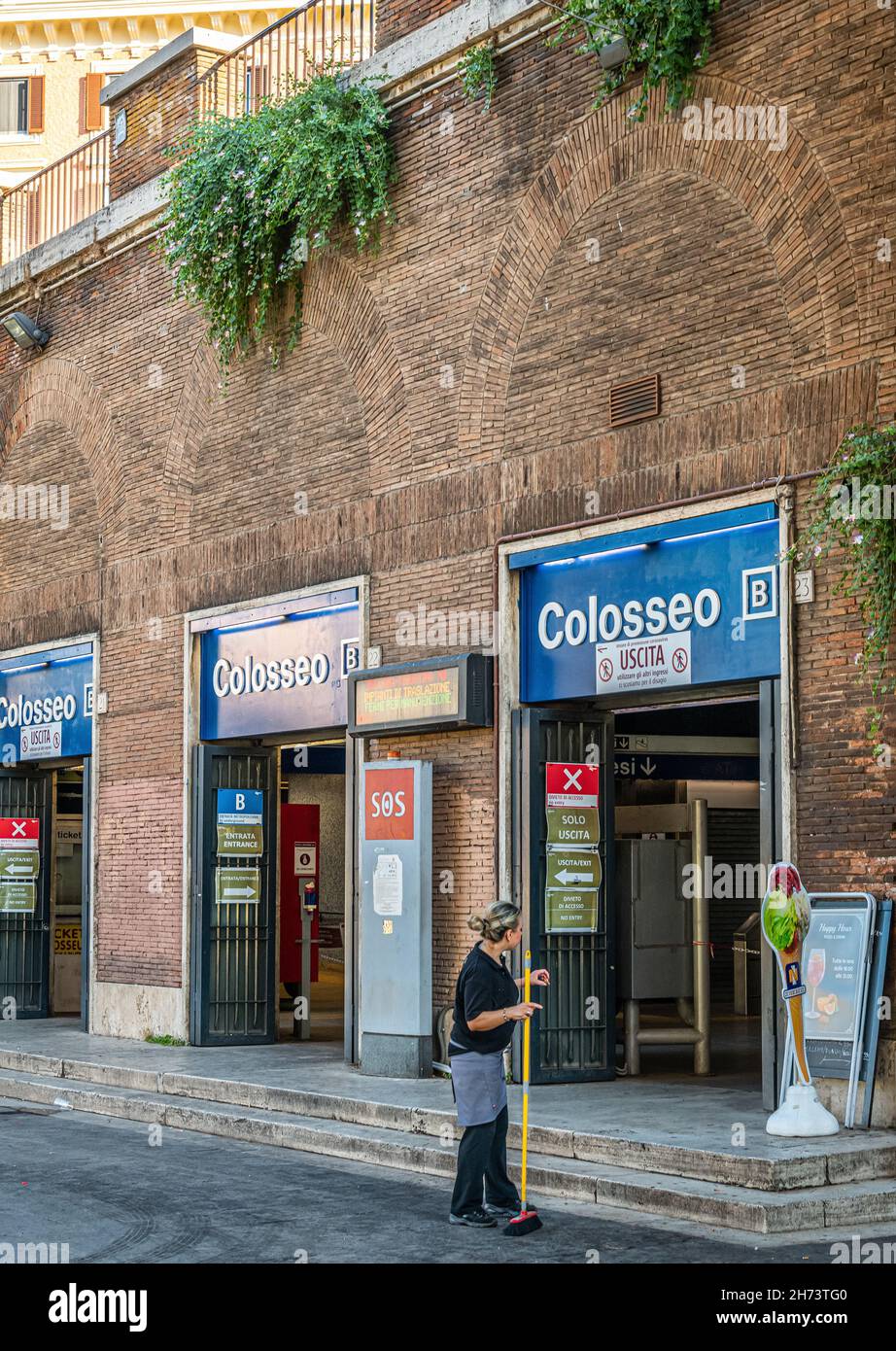 Colosseo Metro-Museum entrance