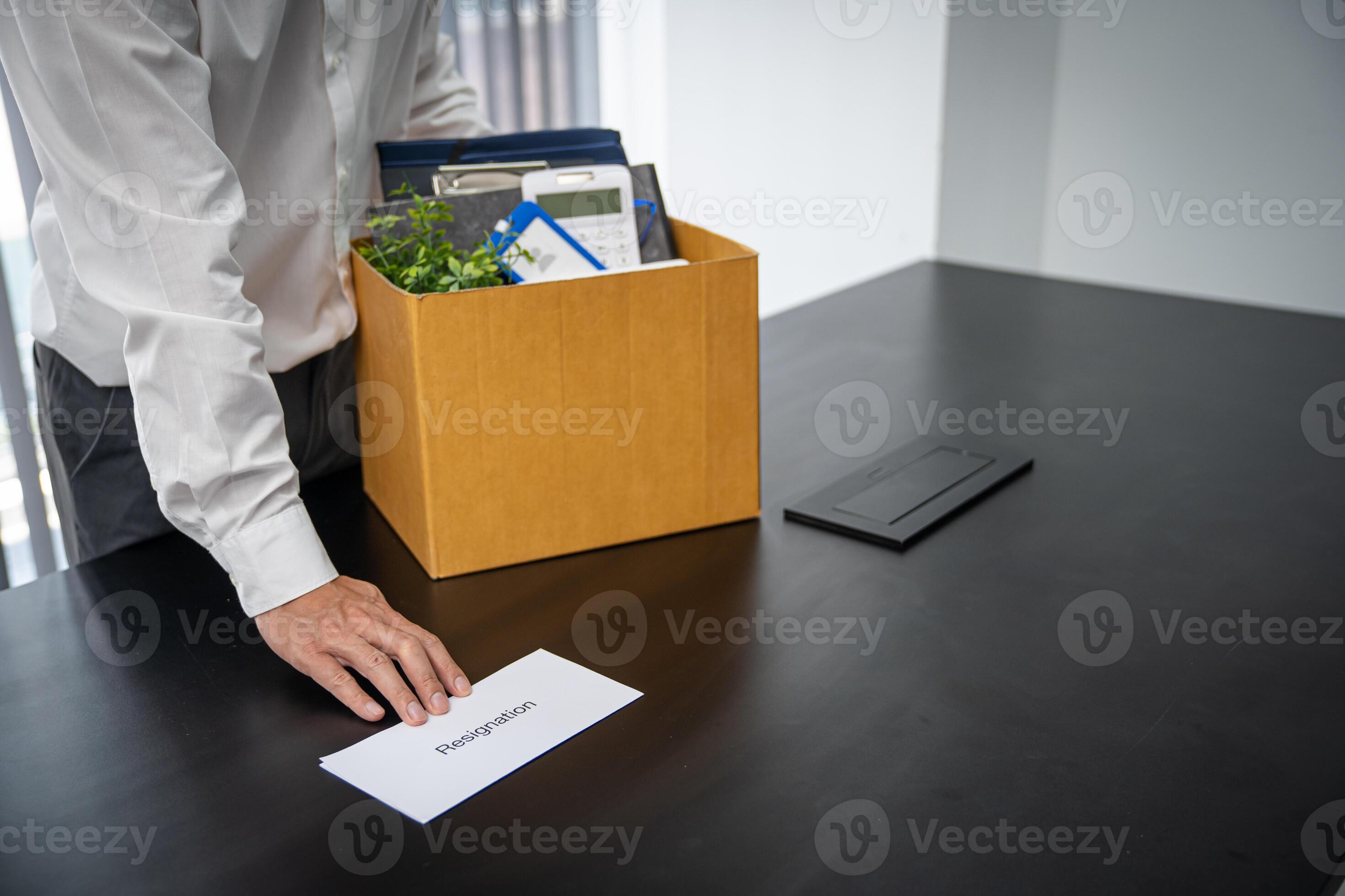 employee resigning desk box
