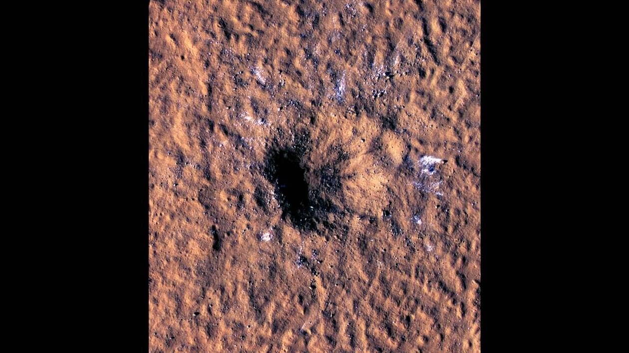 meteor fragmentation Mars