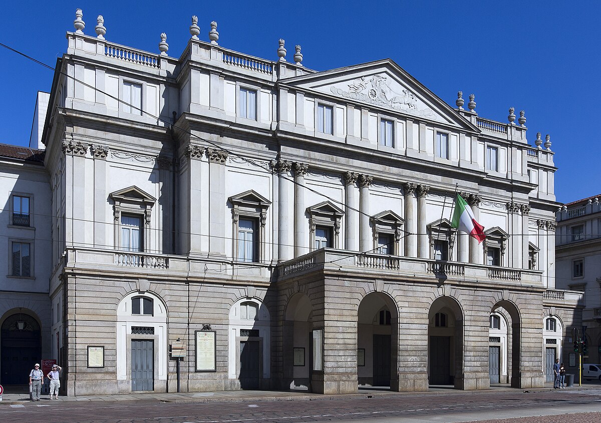 Teatro alla Scala facade