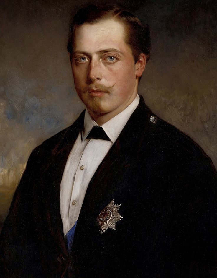 Queen Victoria and Prince Leopold: Beauty, Illness, and Perception