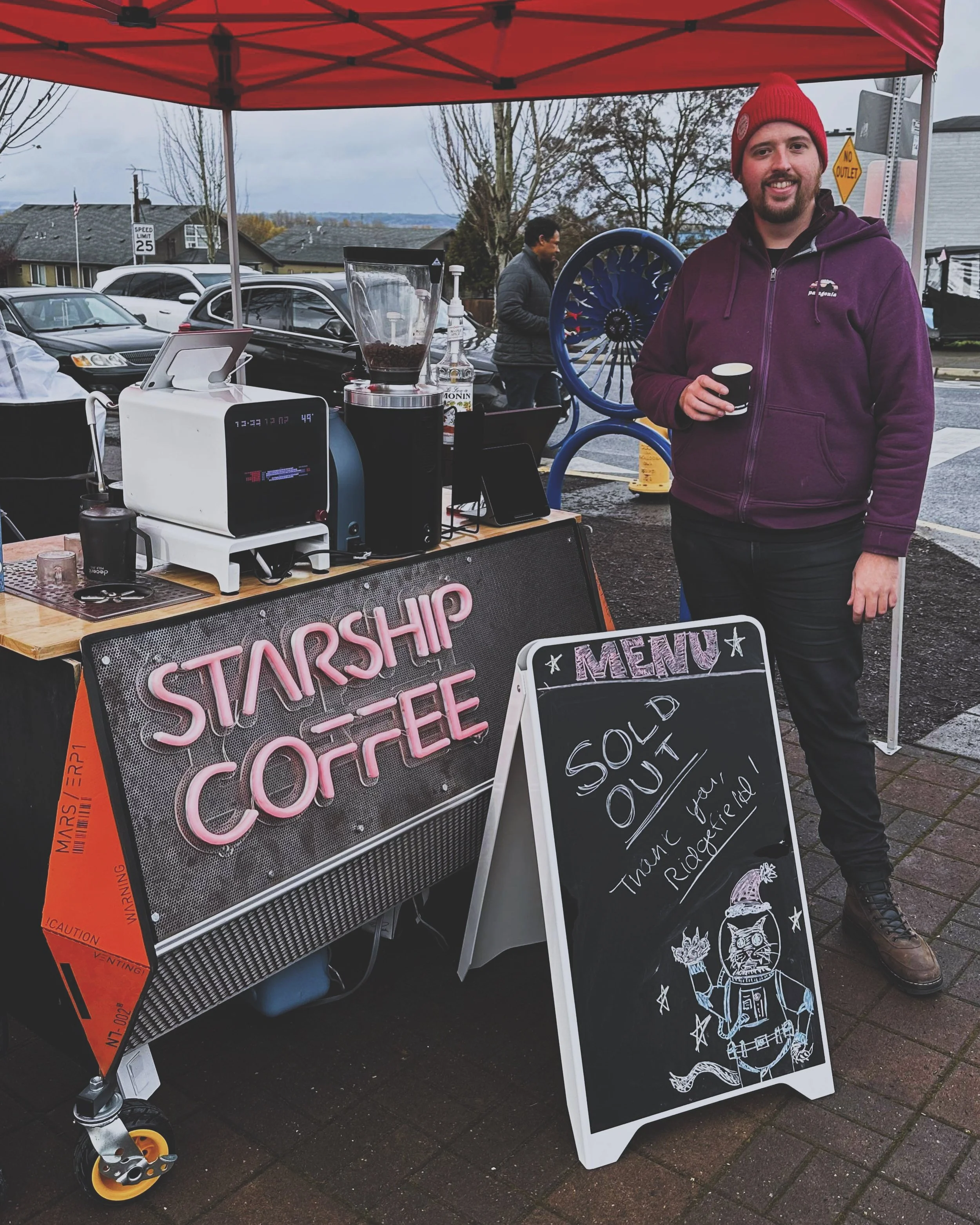 Starship CEO Defends $9 Coffee: You Get a Premium Experience