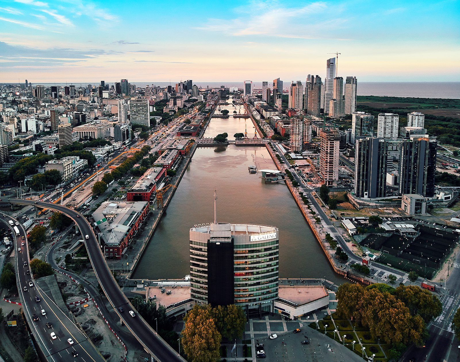 Puerto Madero safety tips