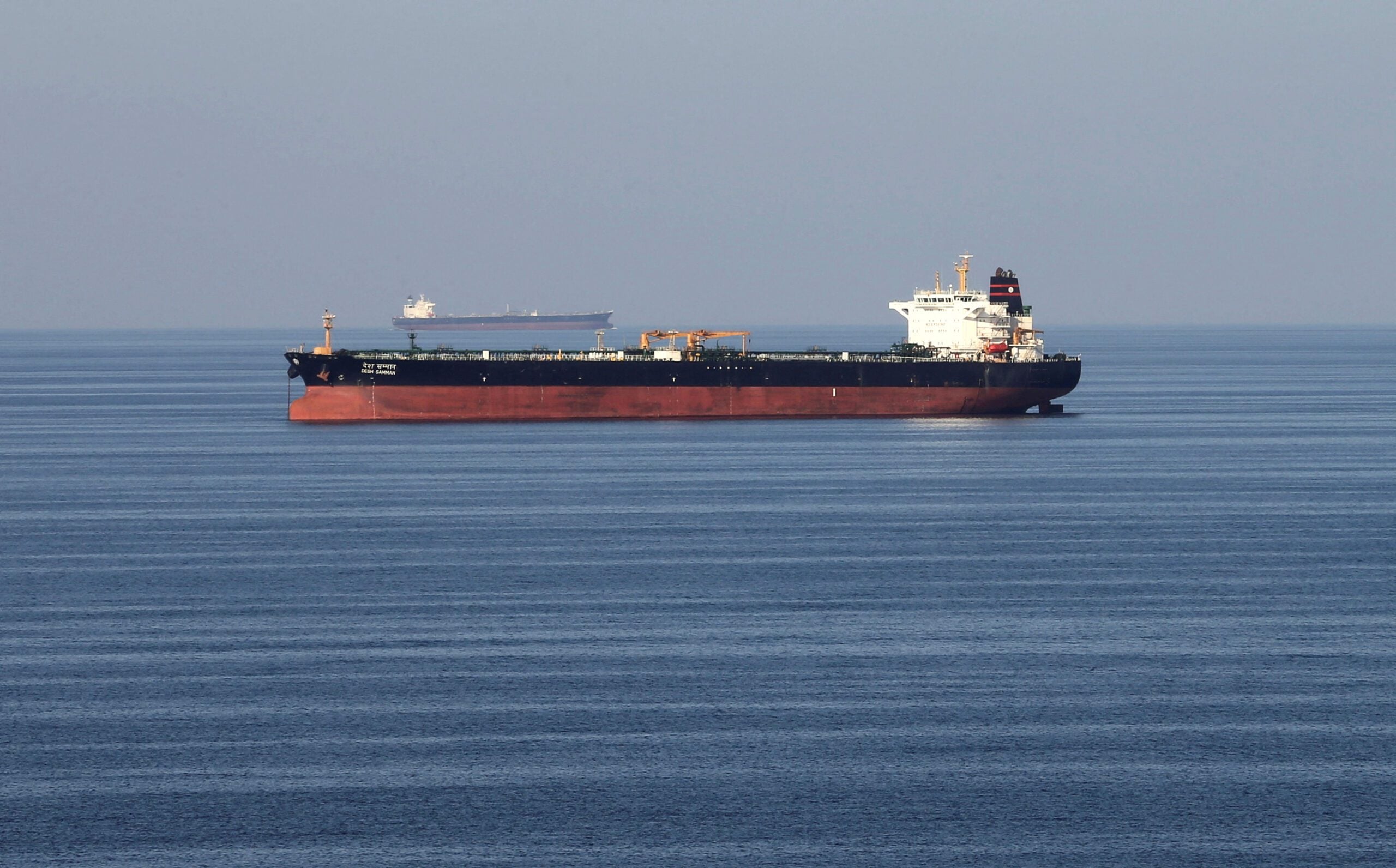 Oil tankers Hormuz