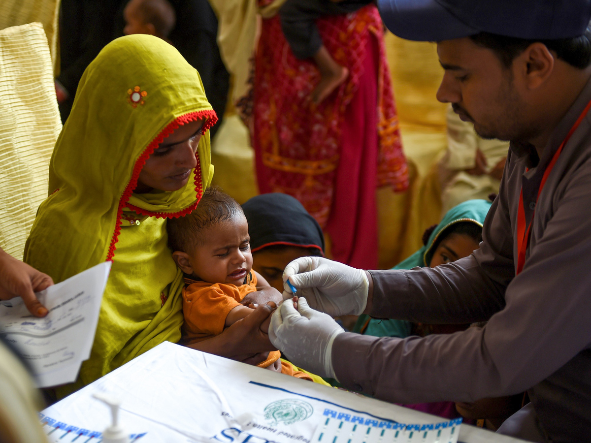 Syringe Reuse in Pakistan Hospital Infects 331 Children with HIV
