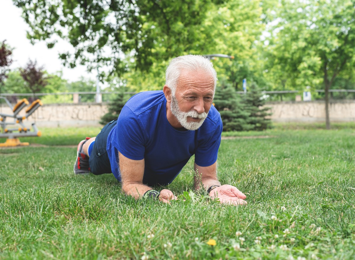 plank exercise elderly