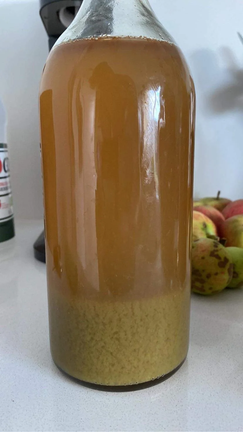 Apple juice sediment causes