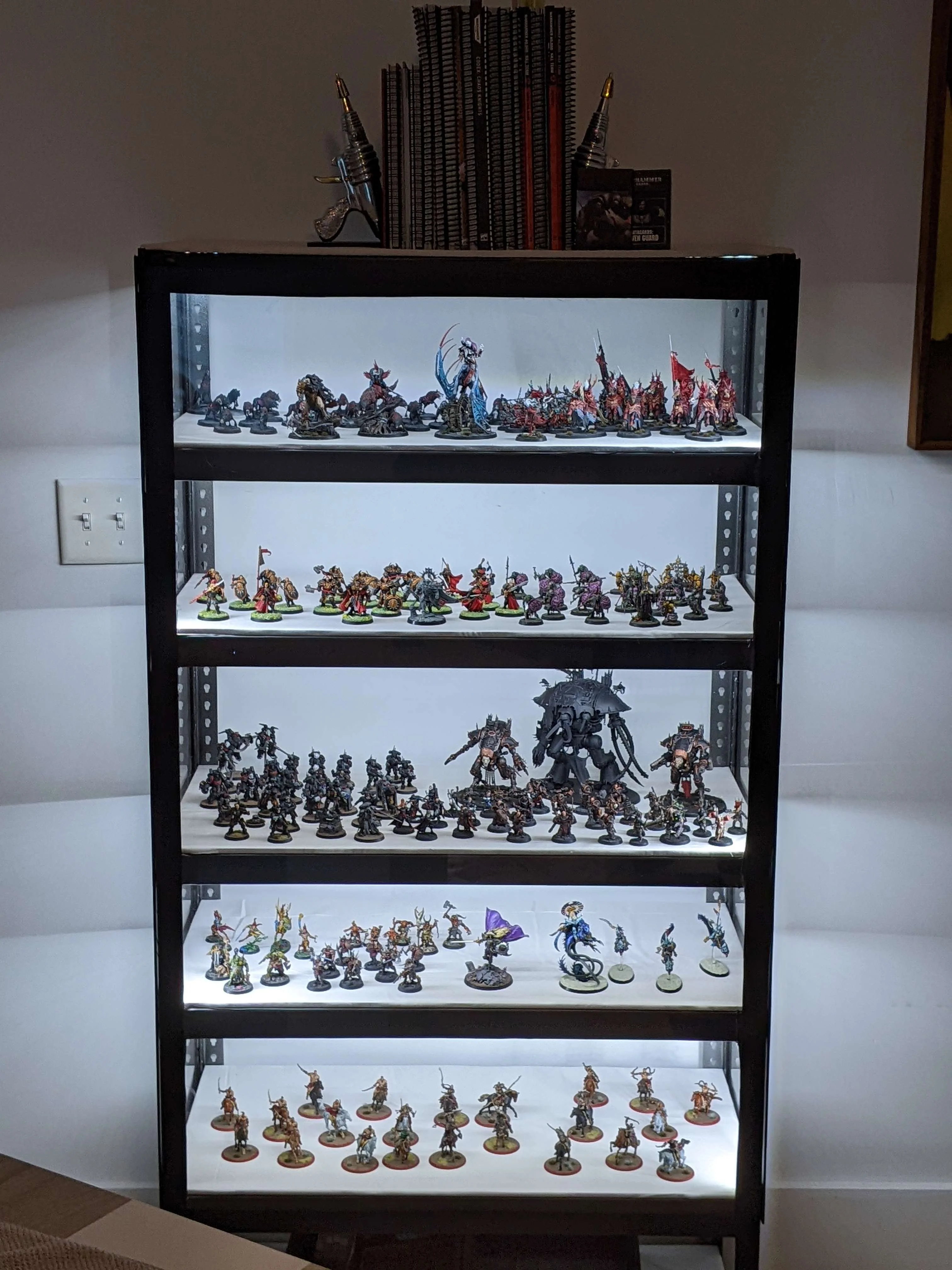 Warhammer miniature display damaged