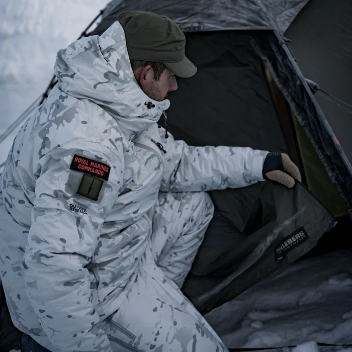 Clothing Arctic insulation technology