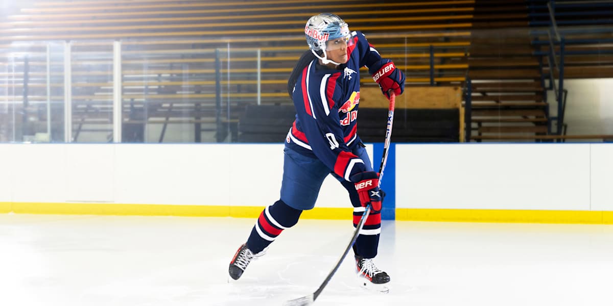 USA women's hockey team breaking barriers