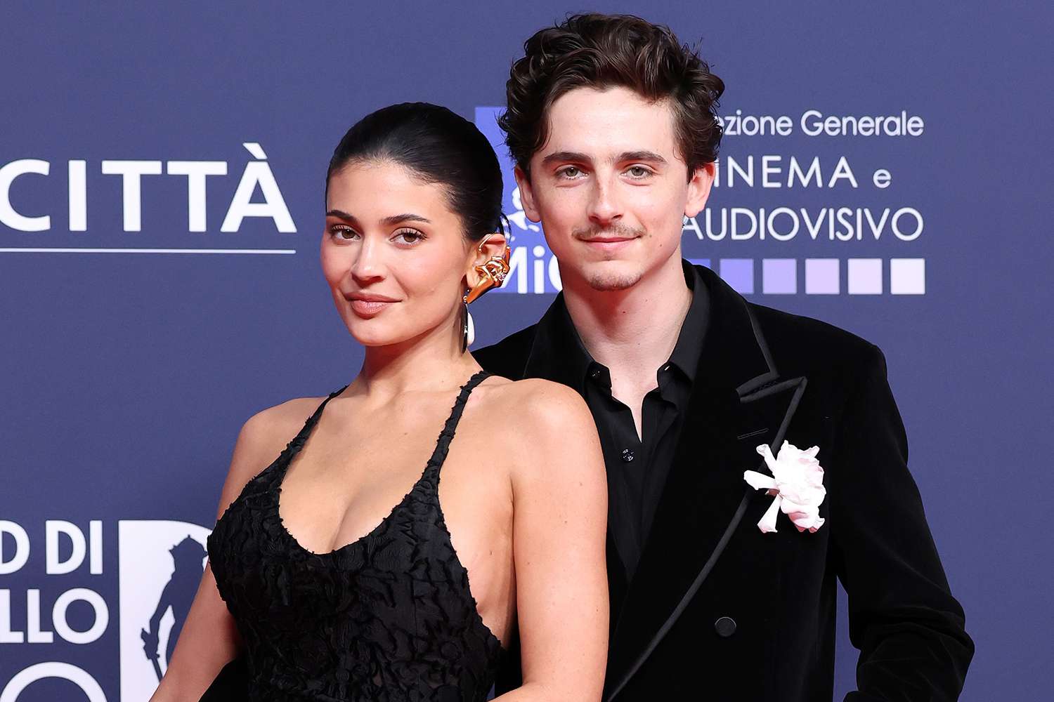Timothée Chalamet and Kylie Jenner paparazzi photos